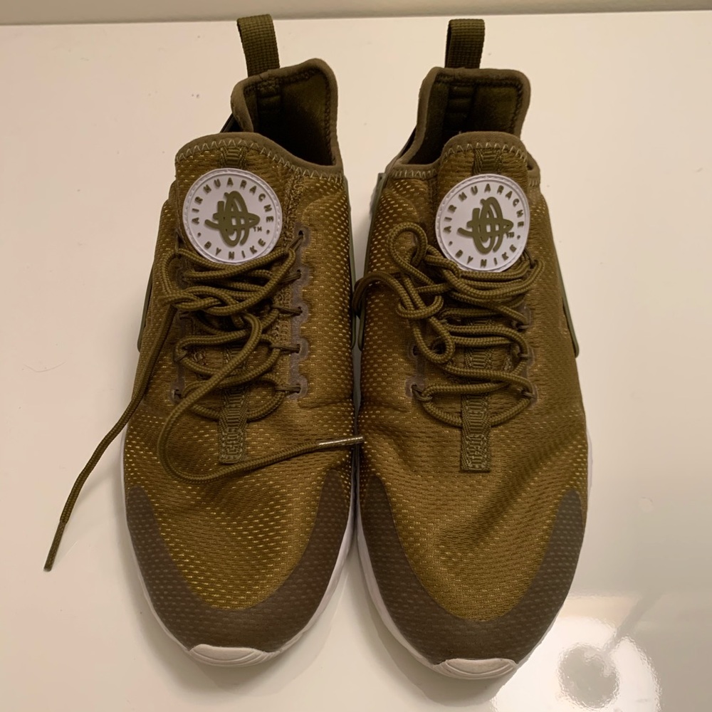 Green Nike Air Huarache Run Ultra